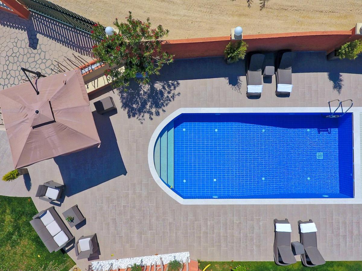 Villa Alex Sinarádes Zewnętrze zdjęcie