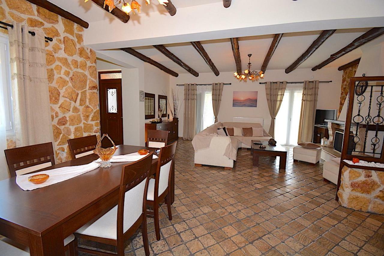 Villa Alex Sinarádes Zewnętrze zdjęcie