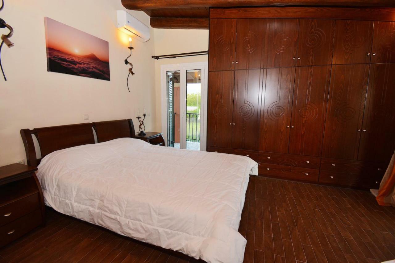 Villa Alex Sinarádes Zewnętrze zdjęcie